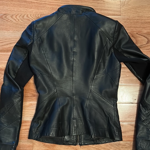 Danier leather jacket - Picture 6 of 7